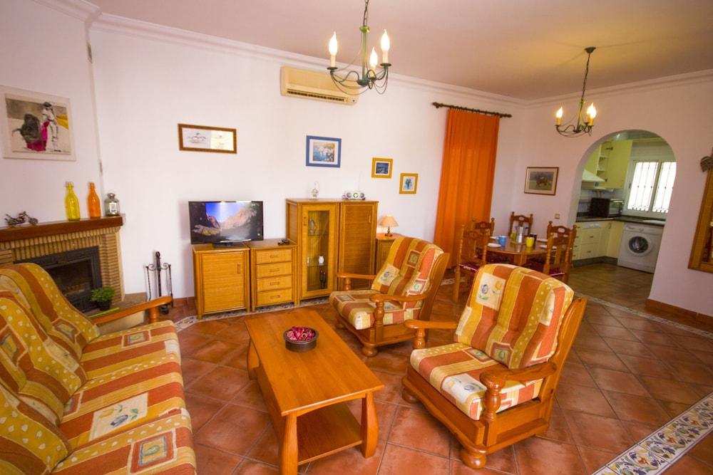 Villa Tamango Hill Canovas Nerja