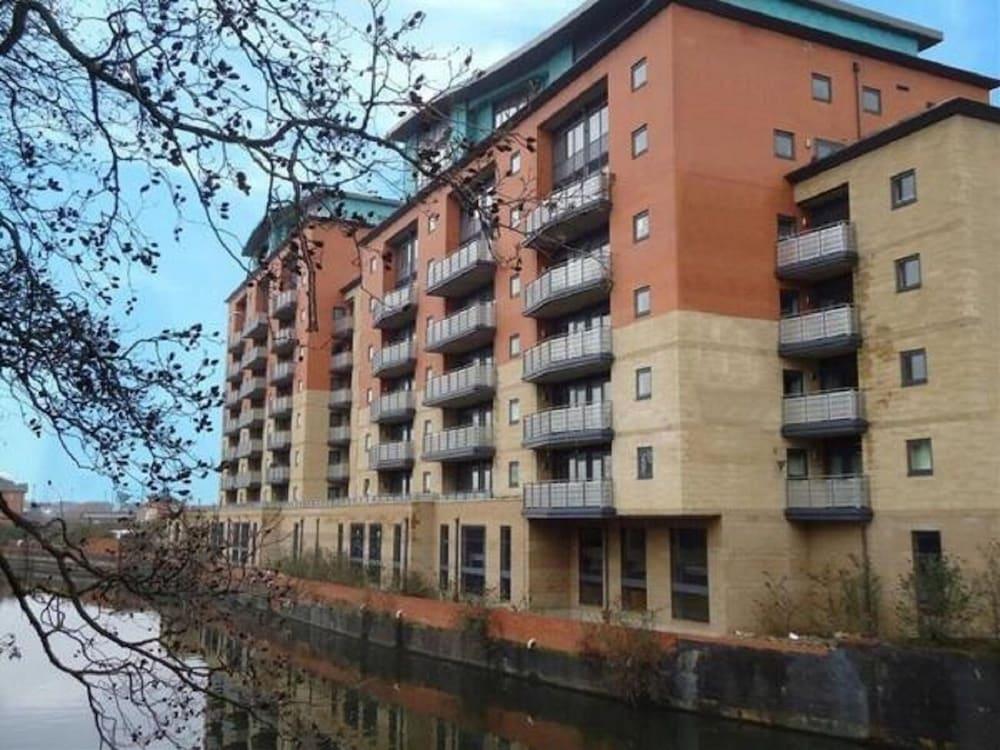 Empire Serviced Apartments