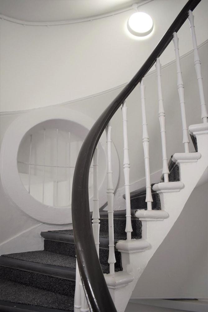 Kelpies Serviced Apartments
