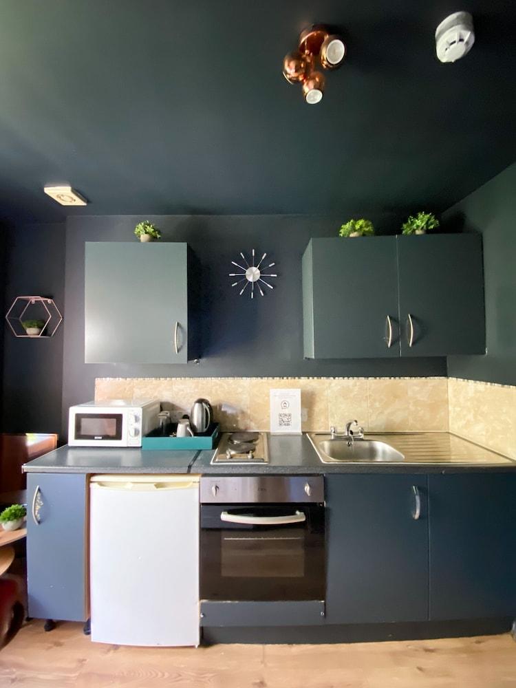 The Holland Road Residence
