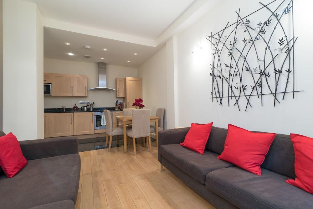 Covent Garden Austin David Apartments
