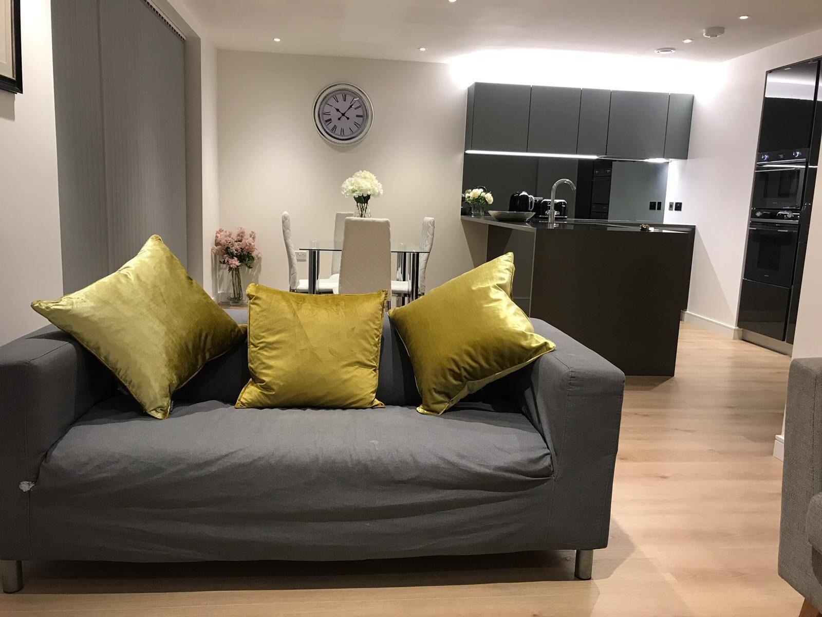 Kew Bridge Apartments