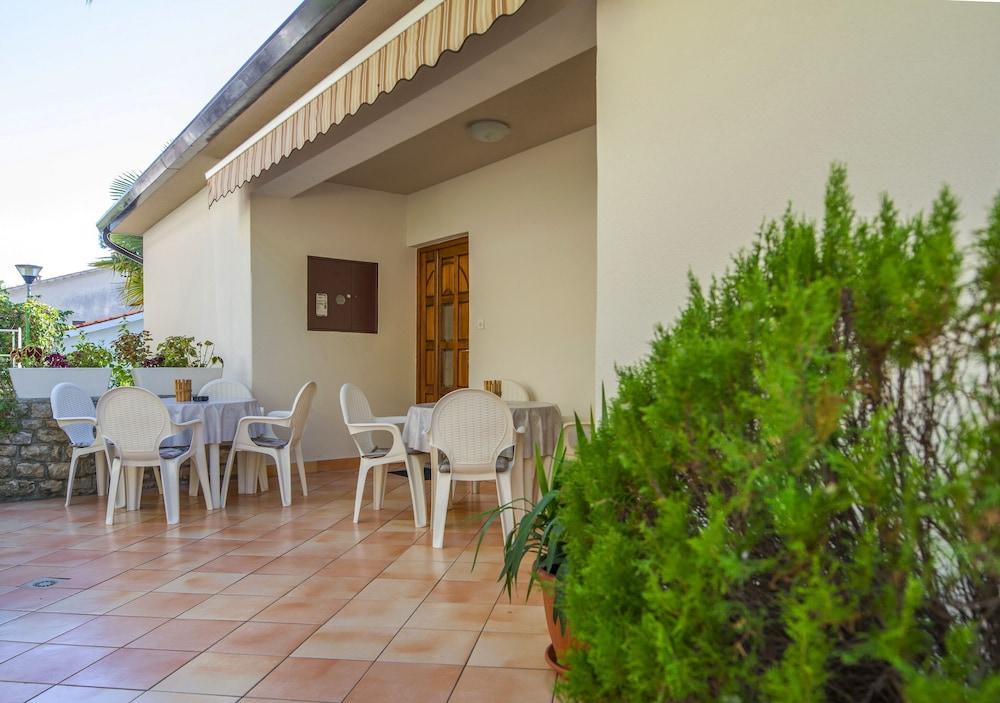 Apartments Adriana