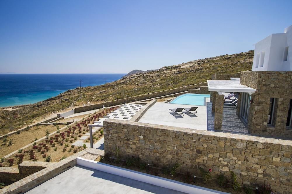 Anarina Villas