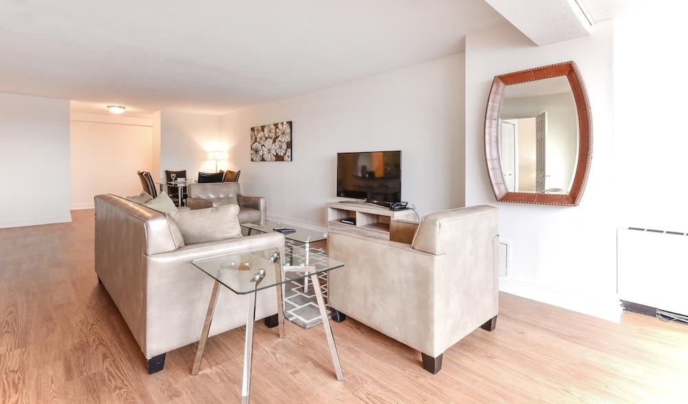 Global Luxury Suites At Emerson Place