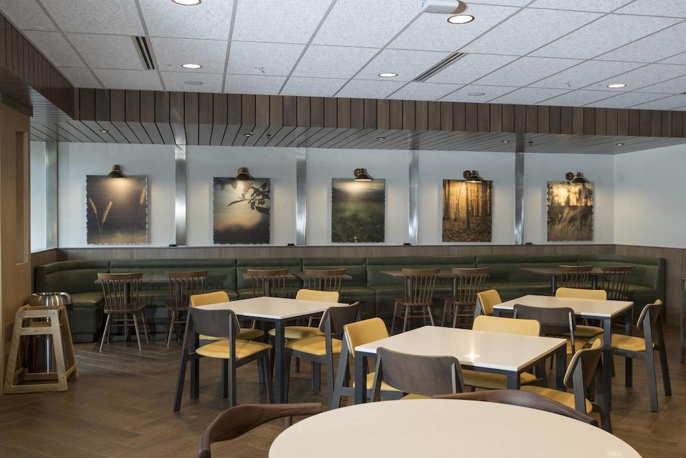 Fairfield Inn & Suites Philadelphia Valley Forge/Great Valley