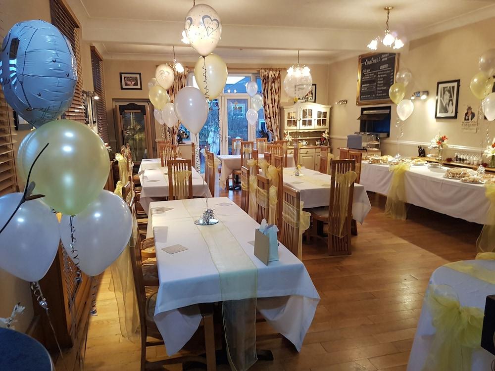 The Dorset Arms Inn