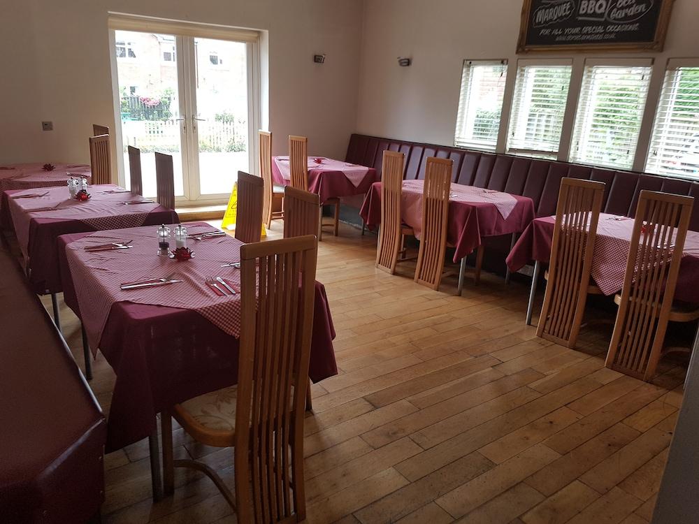 The Dorset Arms Inn