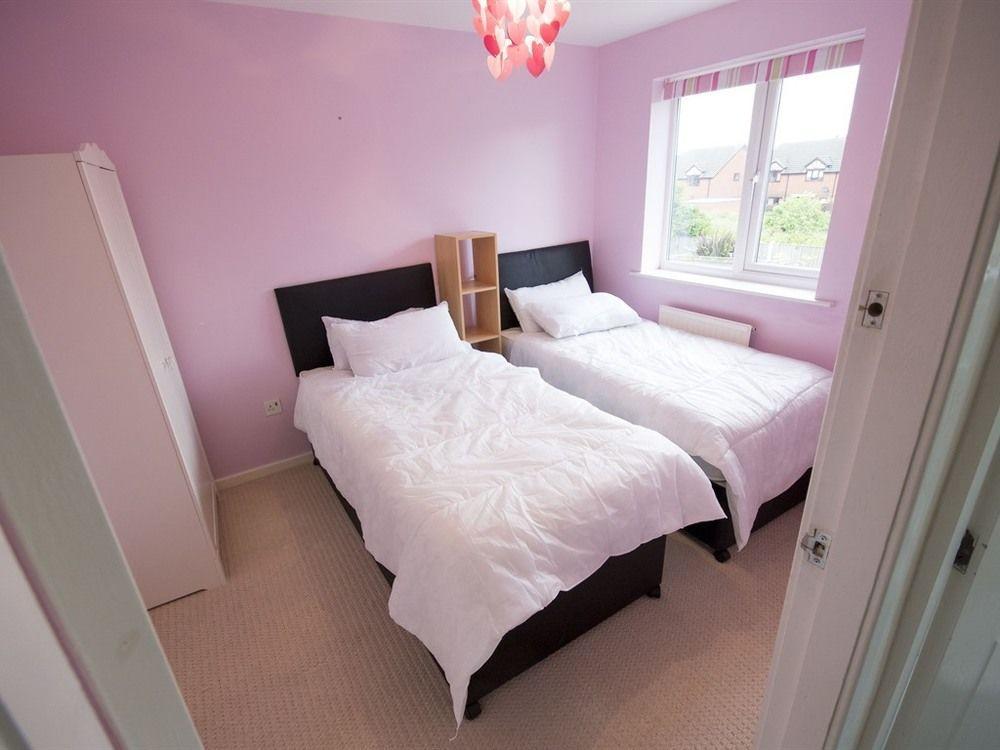 Cheshire Chambers - Pentland Close