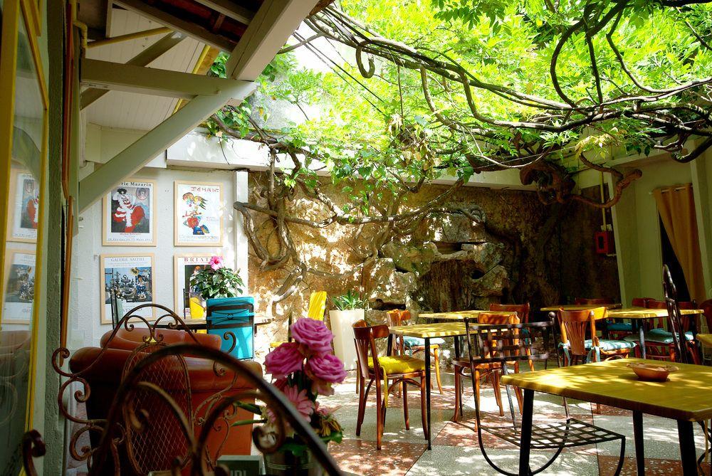 Hotel L'Atmosphere