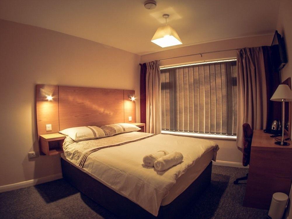 Hallam's Guest House