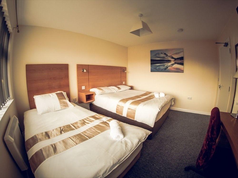 Hallam's Guest House