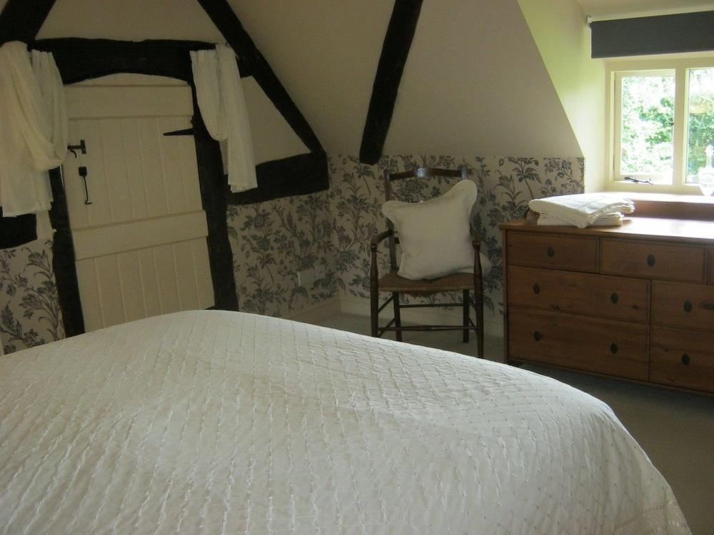 The Moats Bed And Breakfast