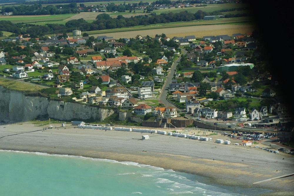 Le Clos Du Val Marin