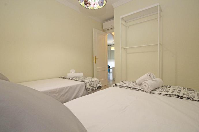 Del Parque Flats - Golf & Beach