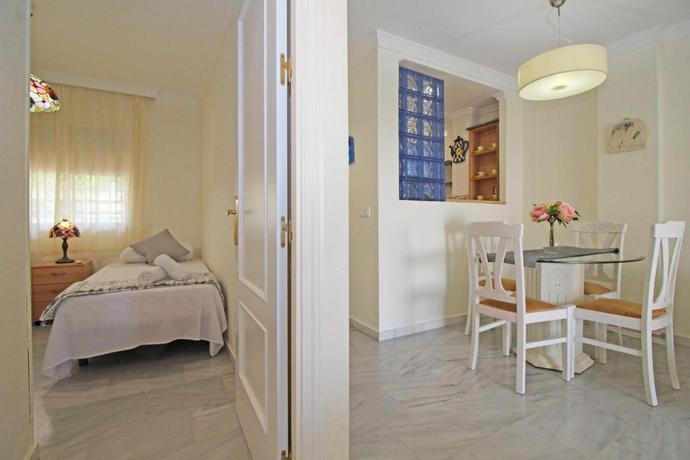 Del Parque Flats - Golf & Beach
