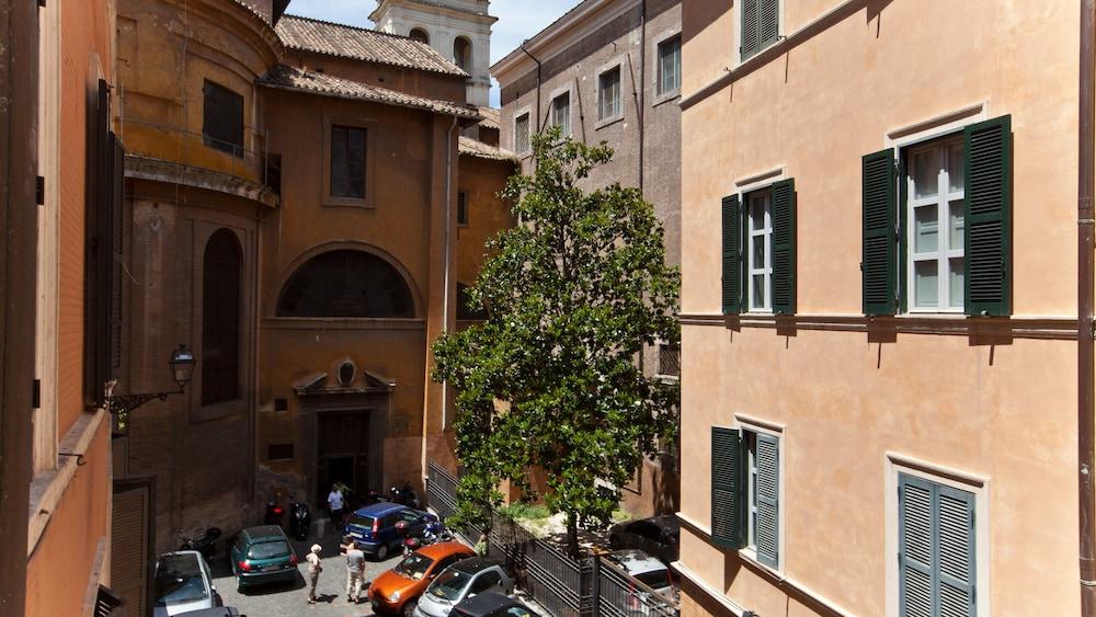 Beato Angelico Apartment