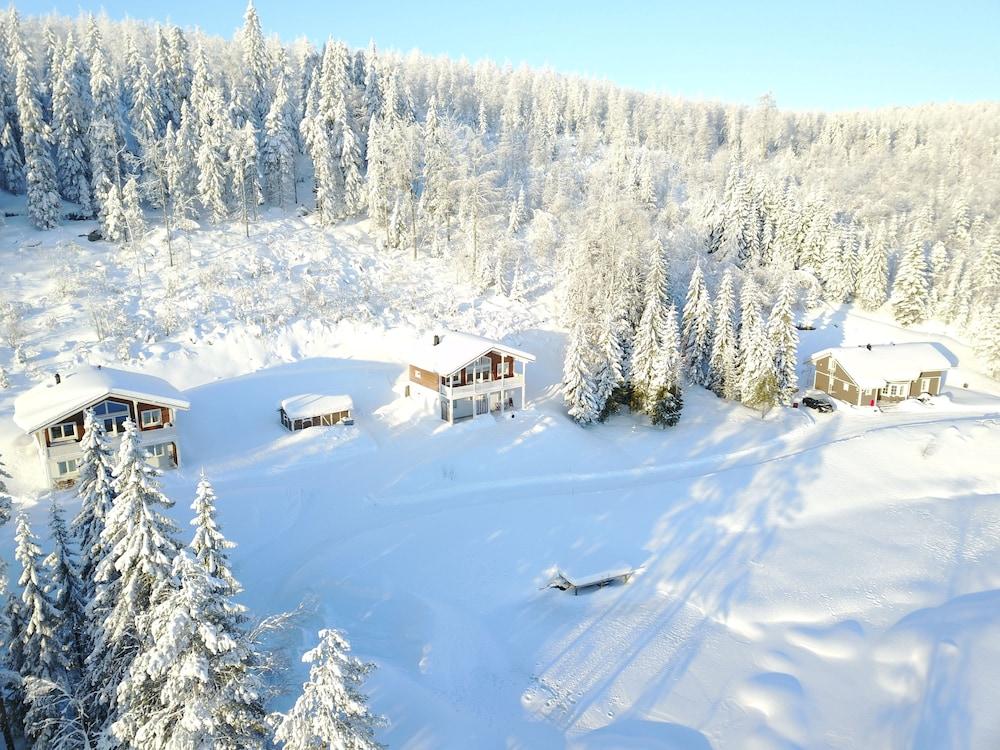 Karkutahko Villas