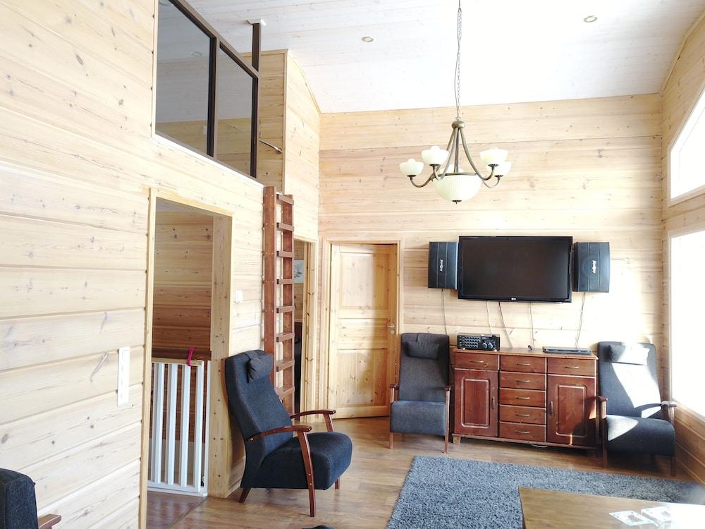 Karkutahko Villas