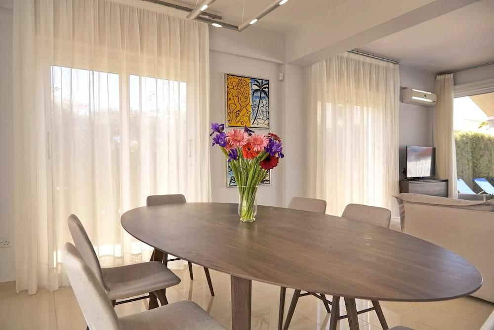 Velomar Family Villa