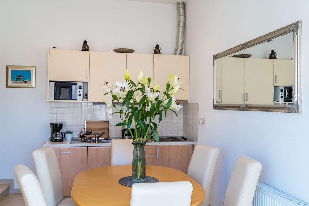Apartments Subrenum