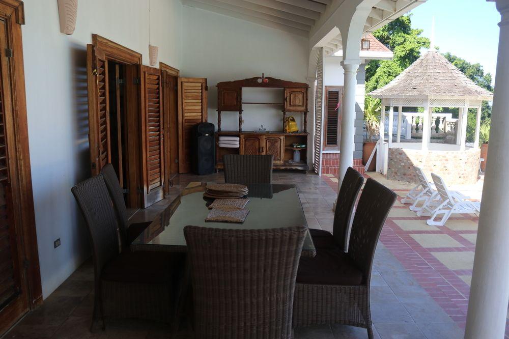 Mahogany House
