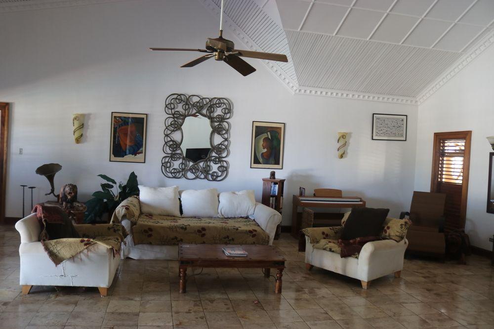 Mahogany House