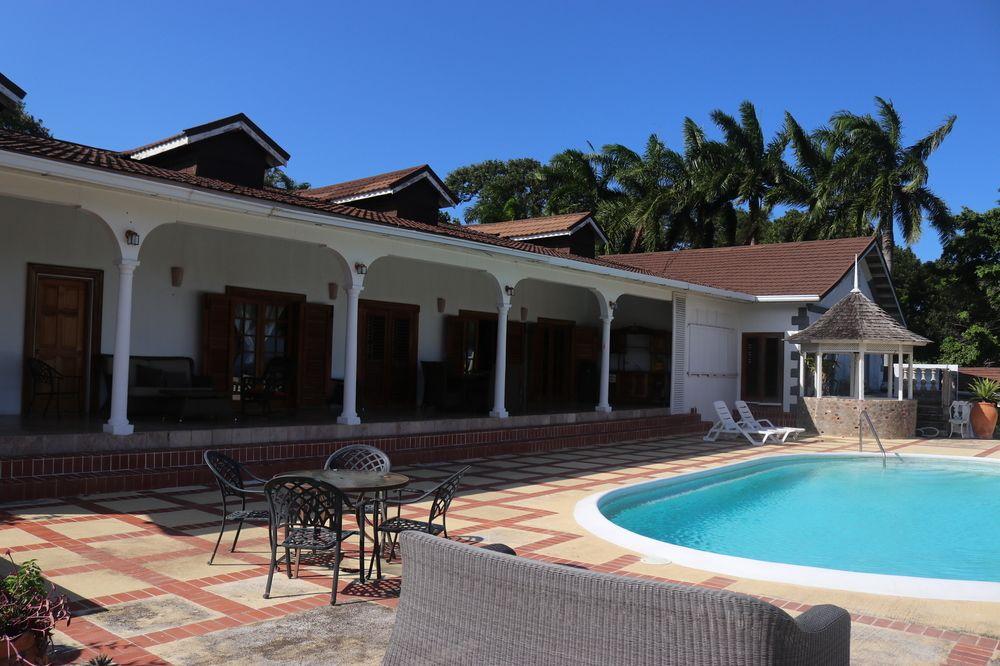 Mahogany House