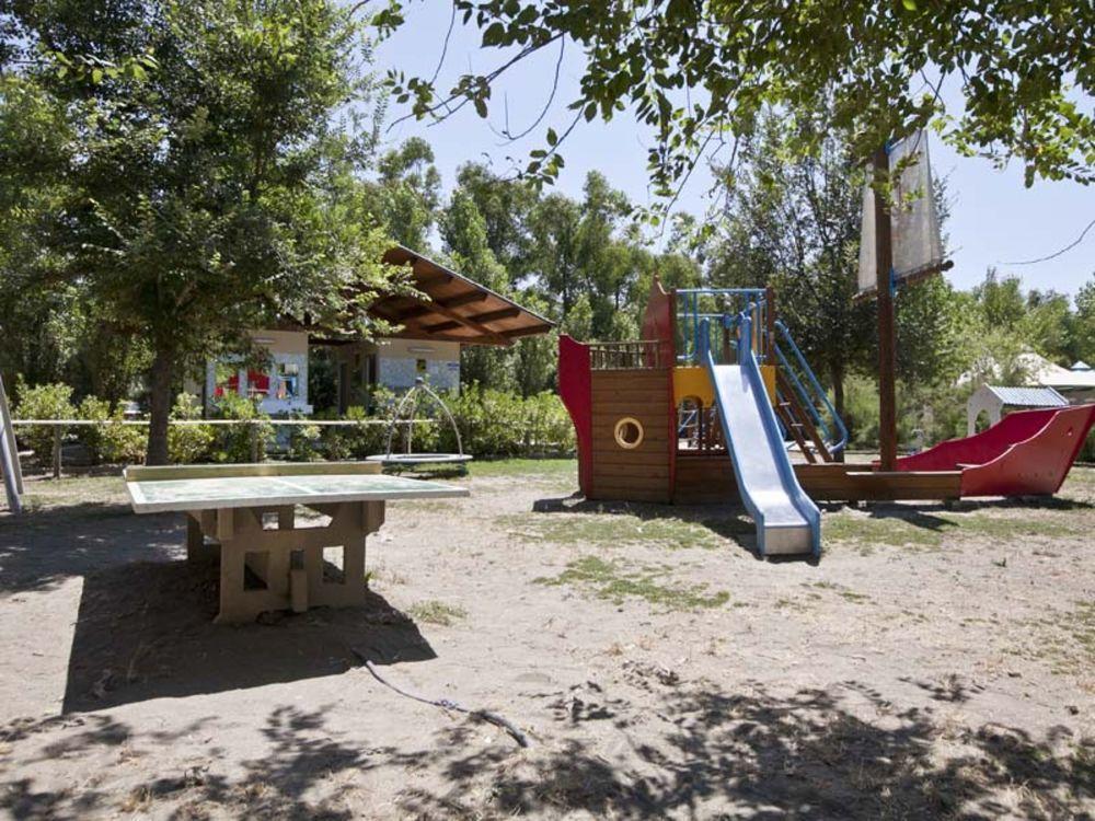 Camping Village Free Time by Happy Camp