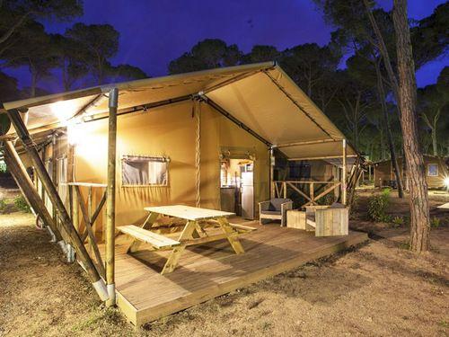 Camping Village Free Time by Happy Camp