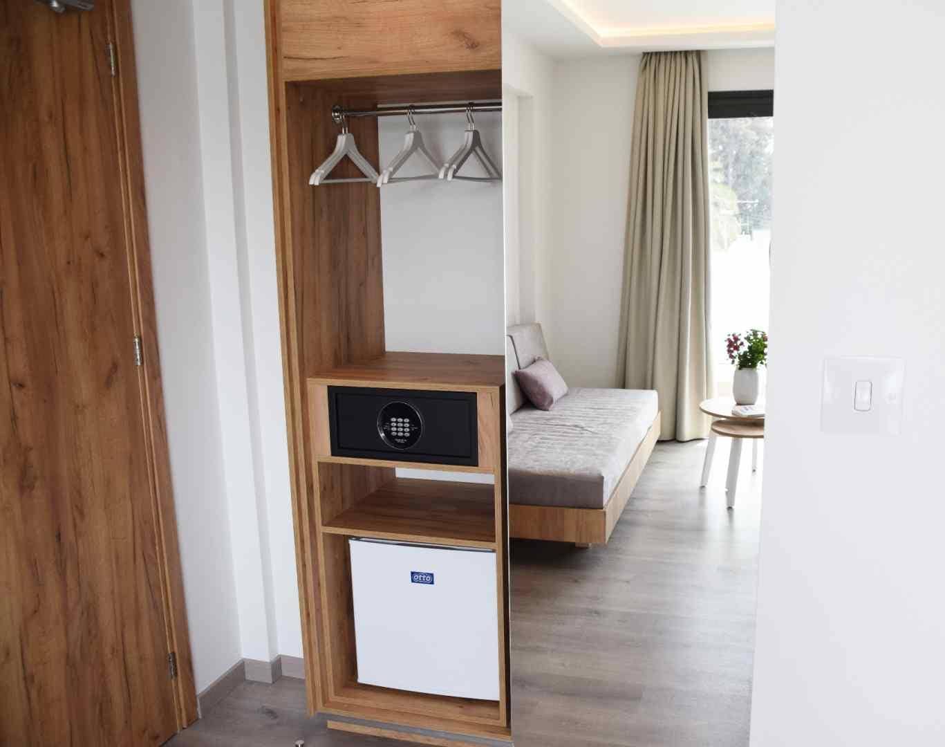 Hypnos by Bed N Mix - Adults Only 