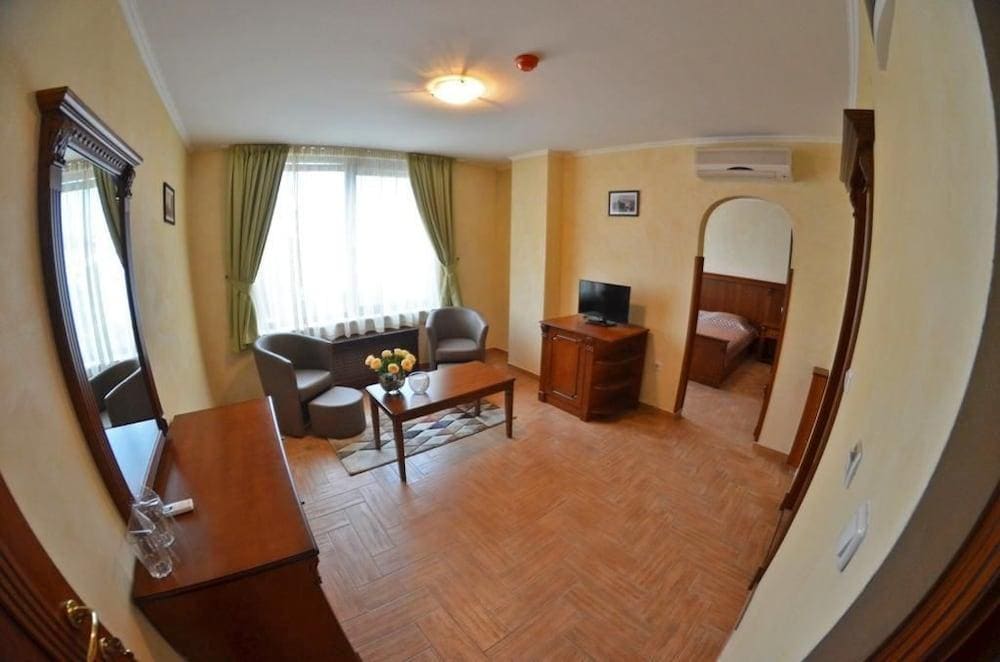 Central West Hotel
