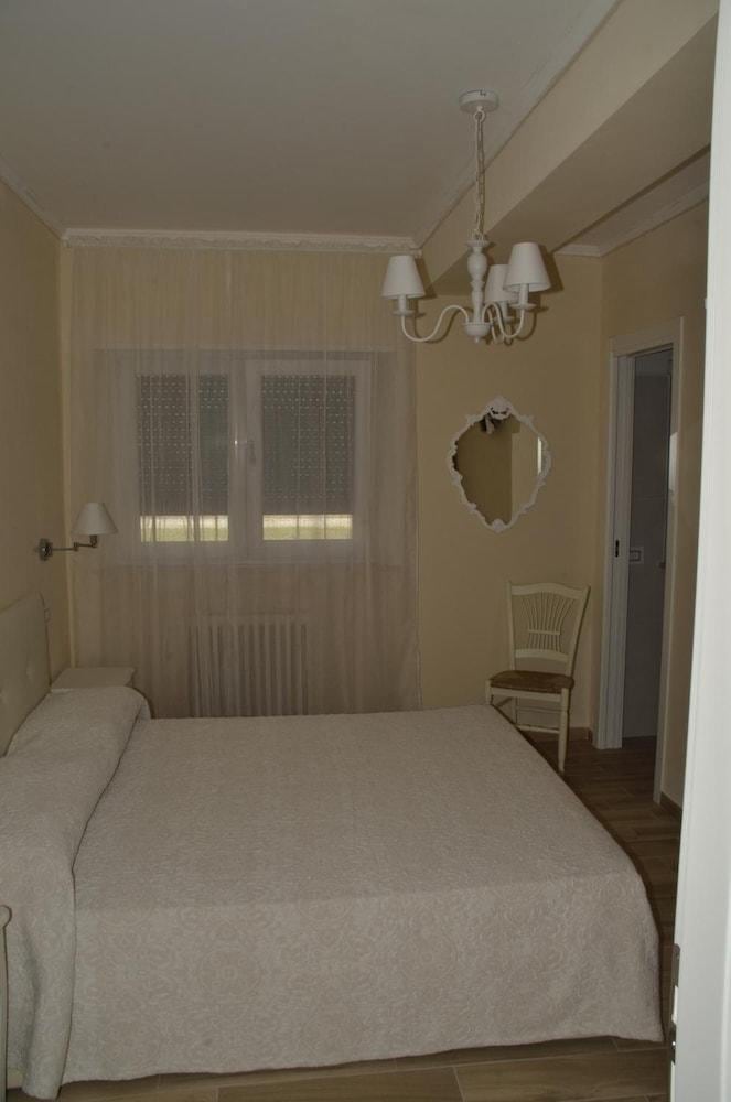 Opera Bed & Breakfast