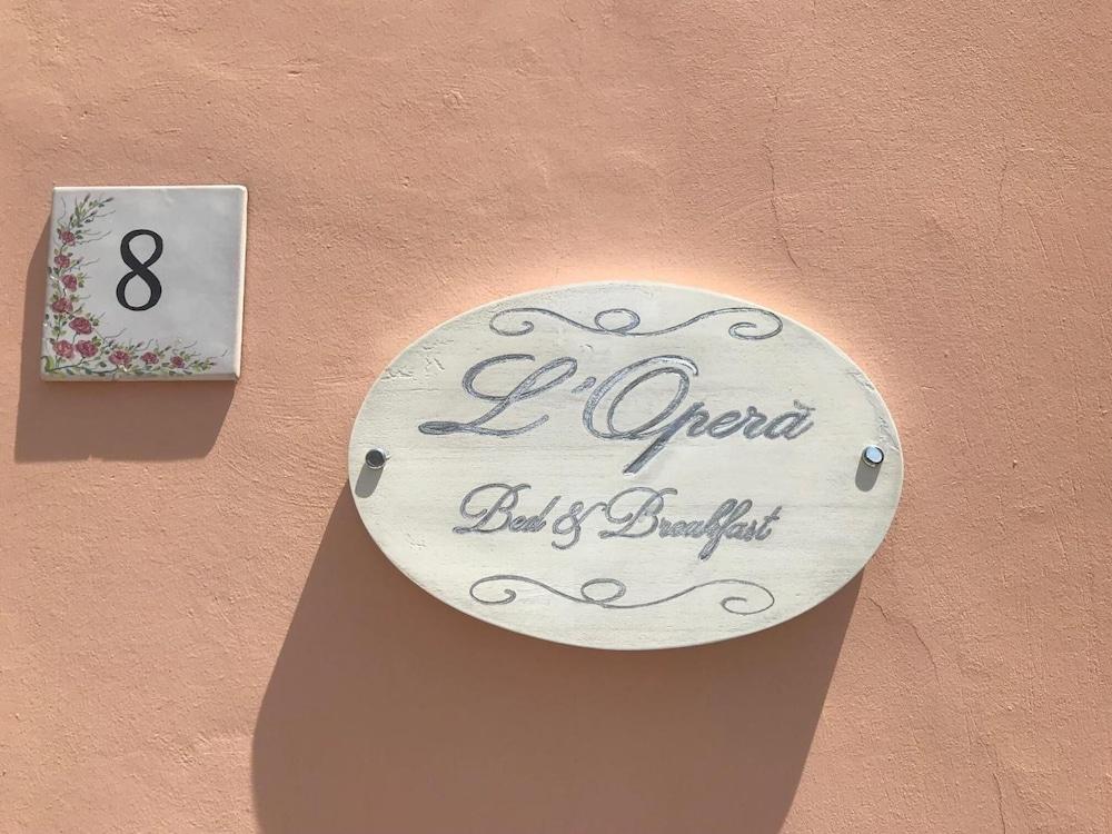 Opera Bed & Breakfast