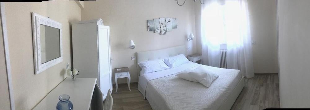Opera Bed & Breakfast