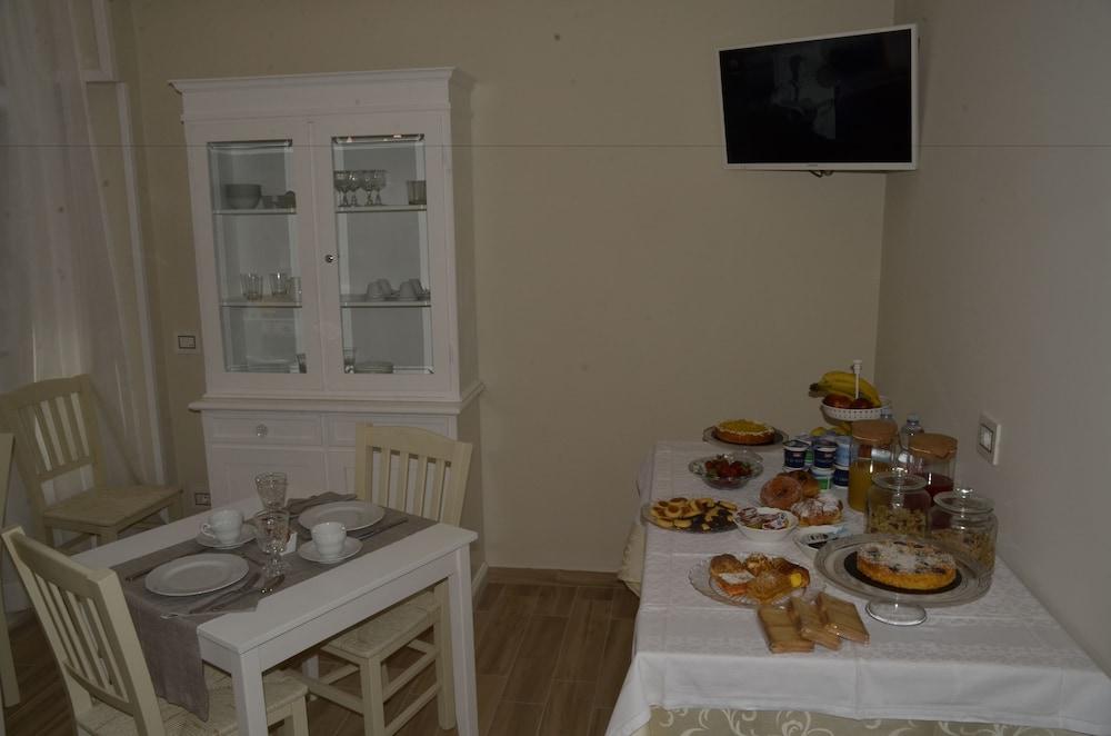Opera Bed & Breakfast