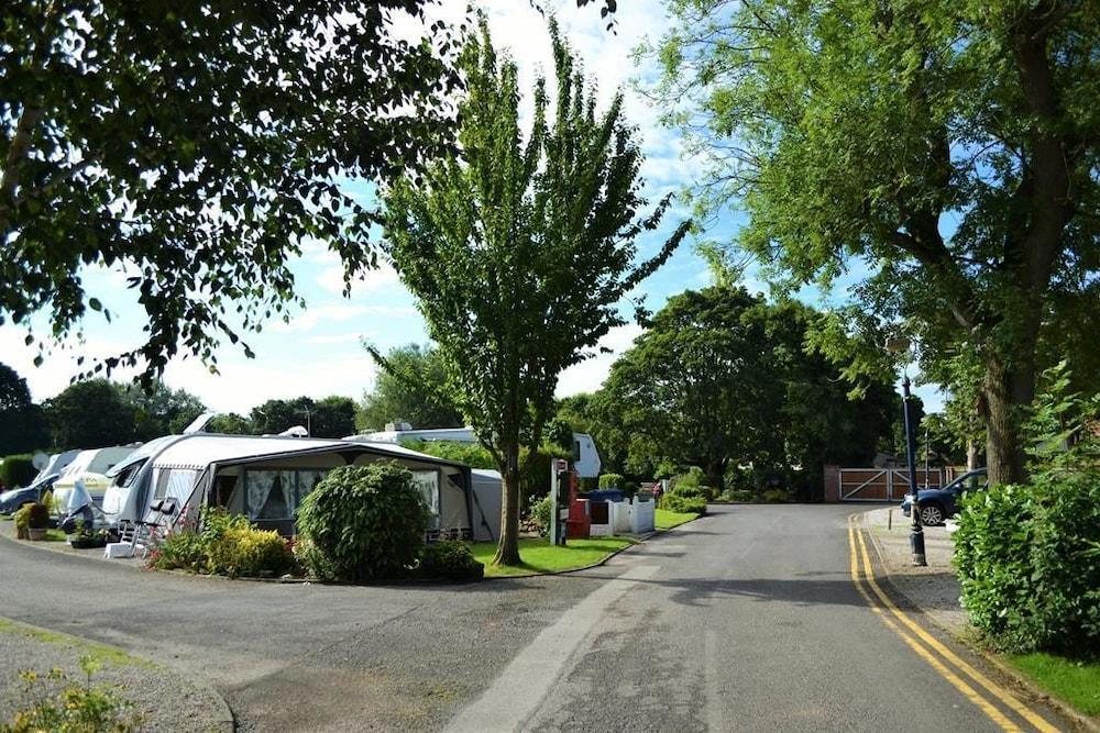 Royal Umpire Caravan Park