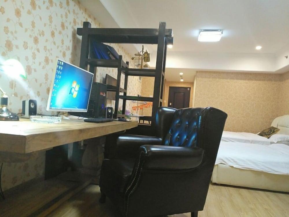 Nanjing Ty Holiday Hotel