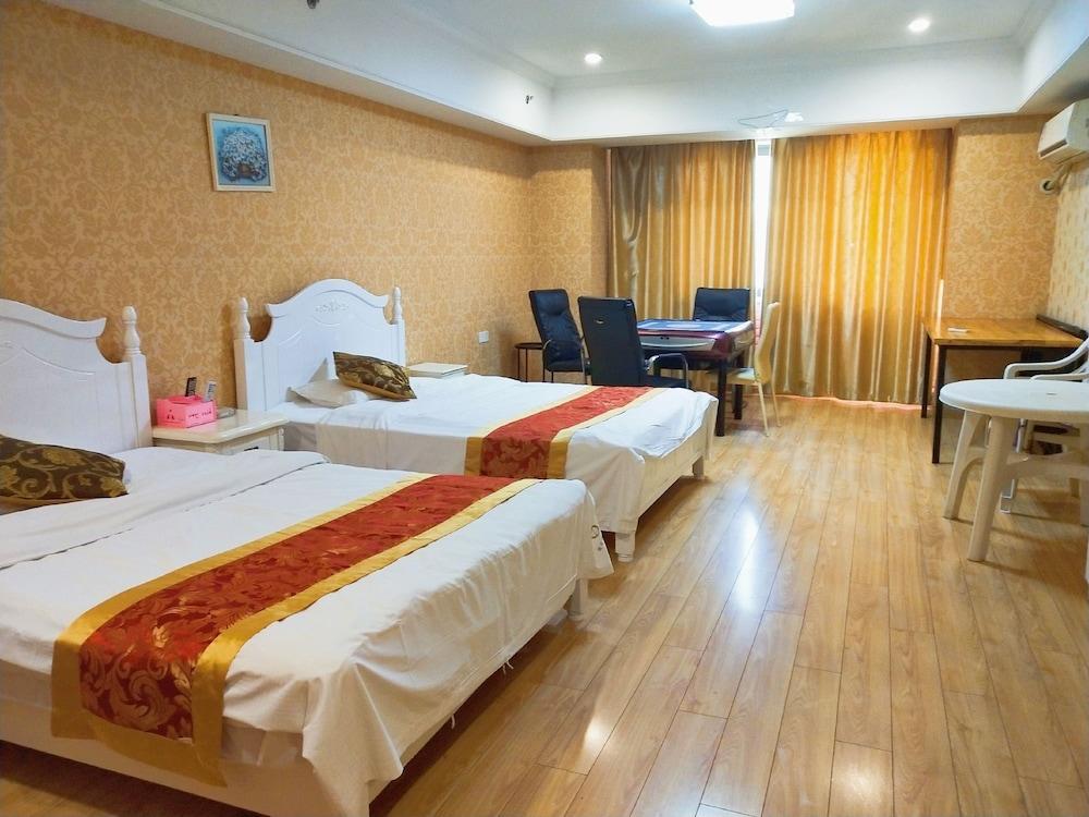 Nanjing Ty Holiday Hotel