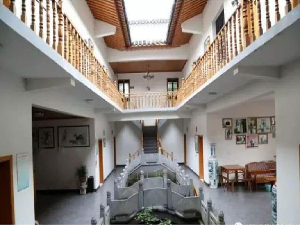 Liuxi Mountain Villa