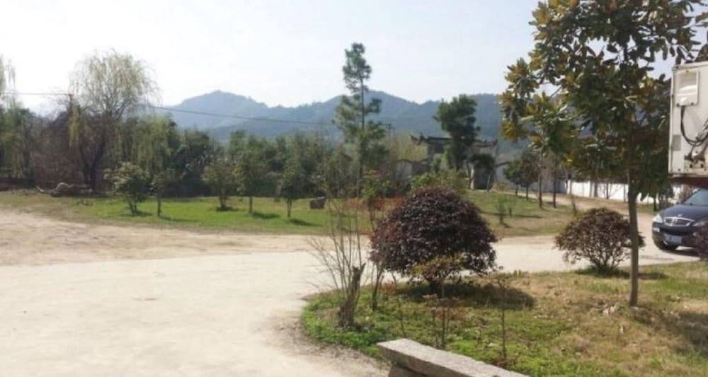 Liuxi Mountain Villa