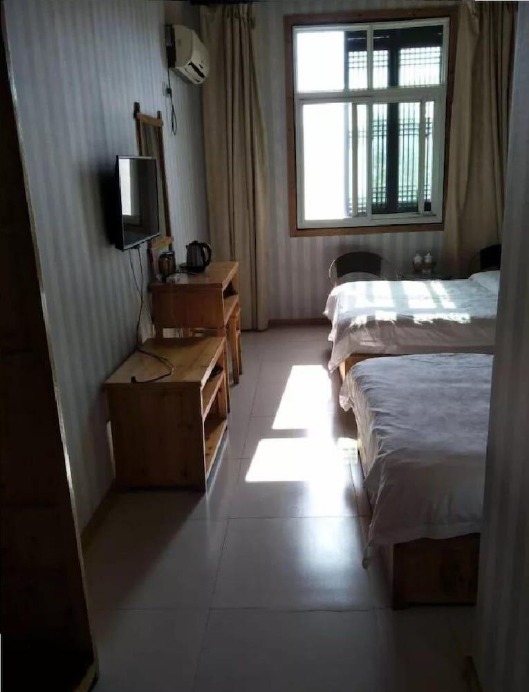 Liuxi Mountain Villa