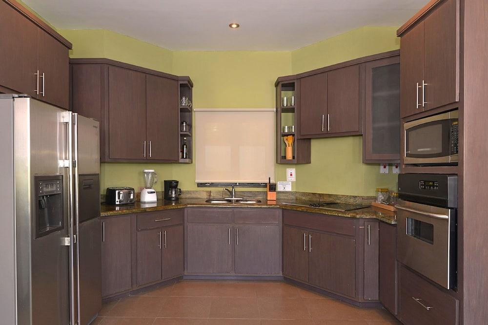 Nianna Luxurious Villa