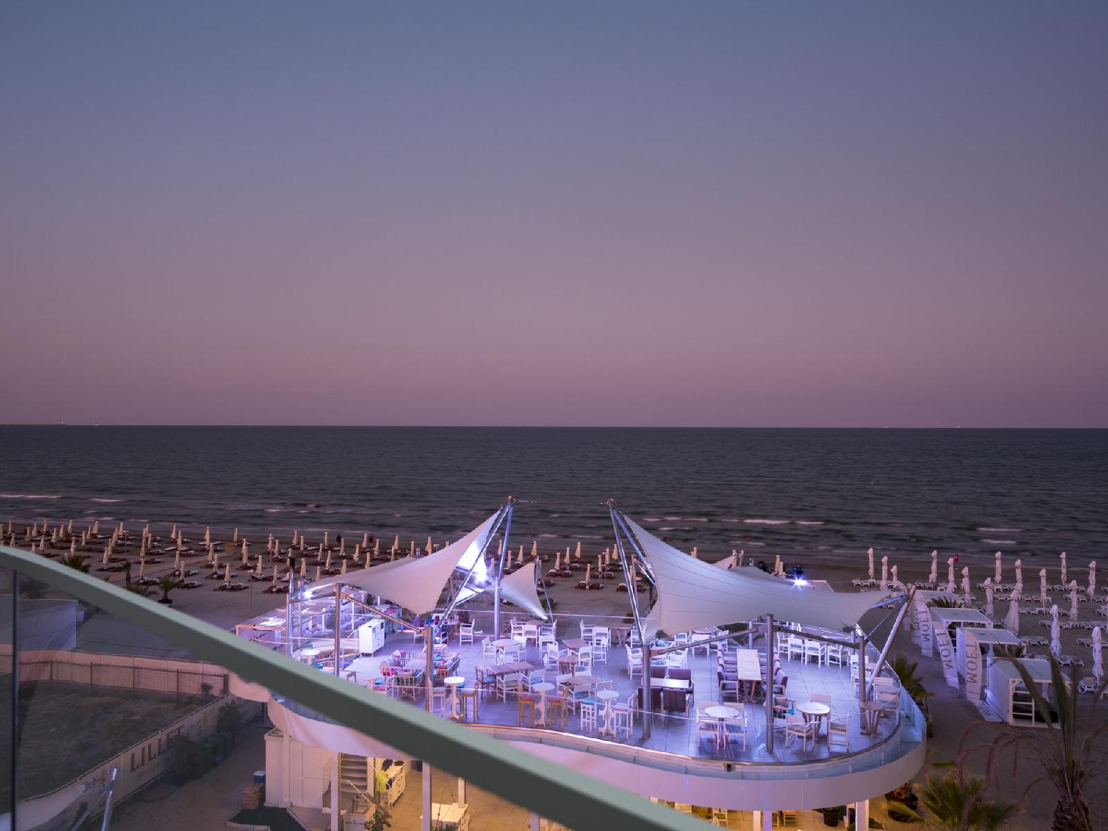 White Tower Mamaia