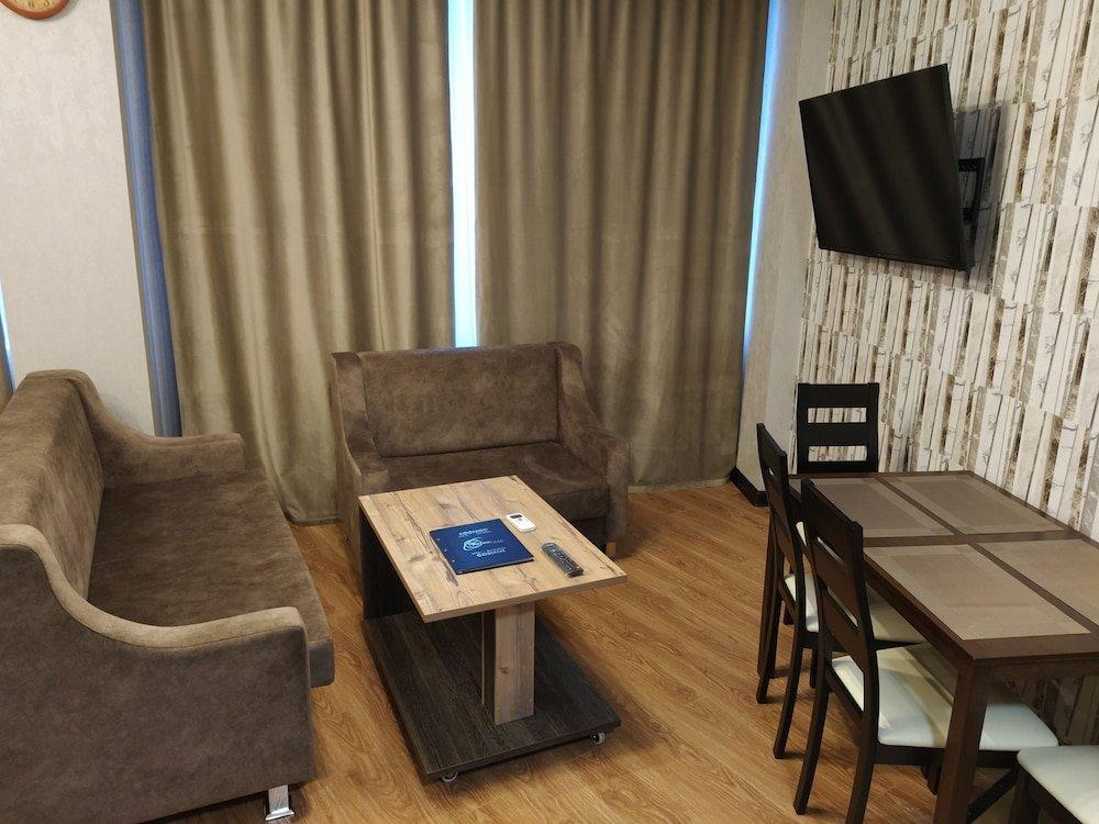 Hotel Cosmos