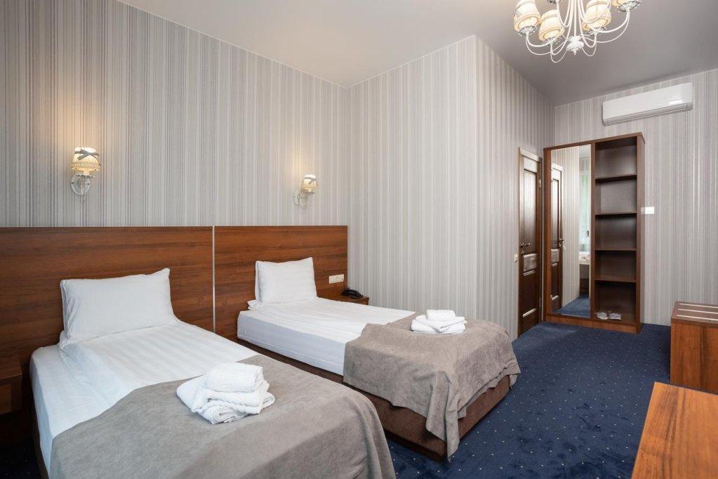 Hotel Briz
