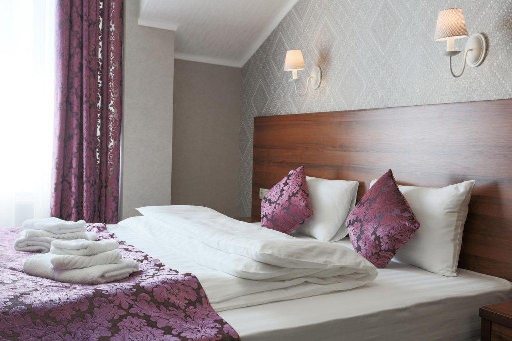 Hotel Briz