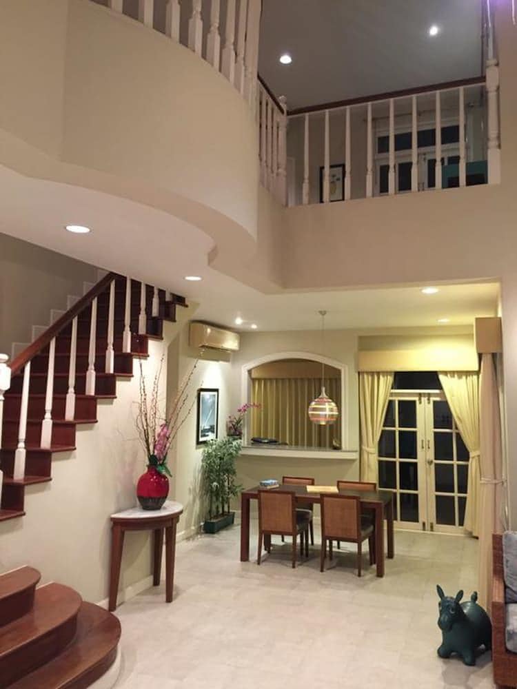 Baan Dhewaran Beachfront Villa