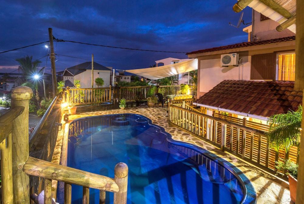 Sunset Villa Apartments