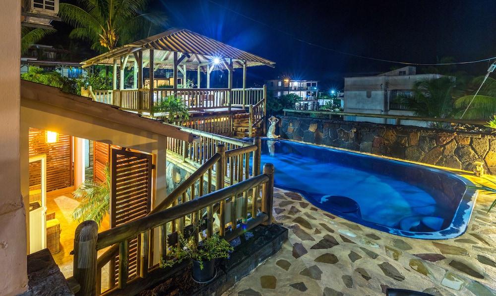 Sunset Villa Apartments